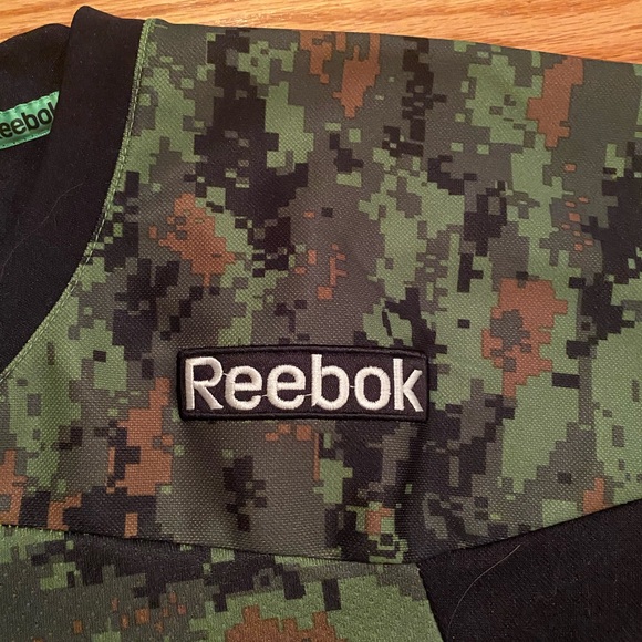 Youth Camo Reebok Ottawa Senators Jersey - XL - Picture 4 of 5